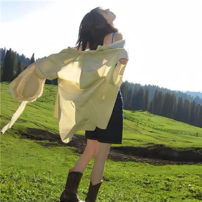 二人漫步几春秋